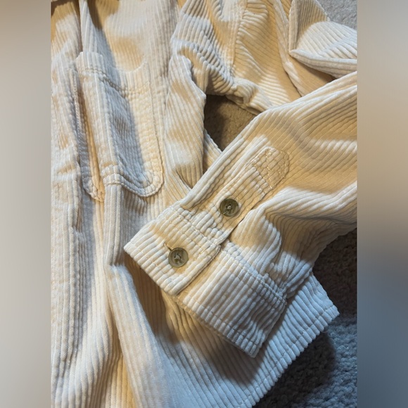 American Eagle Outfitters Cream Corduroy Jacket - Picture 3 of 6